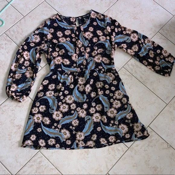 Forever 21 | Dresses | Black Floral Flowy Long Sleeve Midi Dress Size Large From Forever 2 | Poshmark Forever 21 | Dresses | Black Floral Flowy Long Sleeve Midi Dress Size Large From Forever 2 | Poshmark